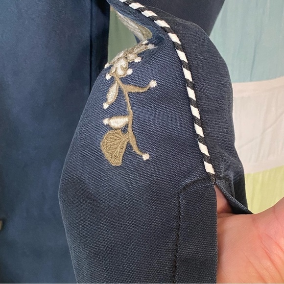 Anthropologie Matador Floral Embroidered Cropped Pants Navy Blue Sz 0P - Picture 8 of 10